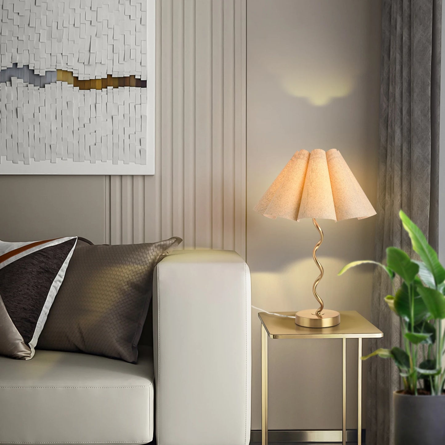 Gold Modern Table Lamp, Scalloped Pleated Desk Lamps Wavy Lamp for Bedside, Bow Table Lamps for Kitchen,Bedroom,Living Room